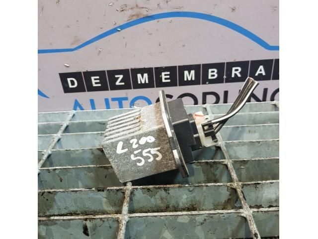 bontott MITSUBISHI L 200 Előtét Ellenállás Fűtőmotor