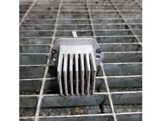 bontott MITSUBISHI L 200 Előtét Ellenállás Fűtőmotor