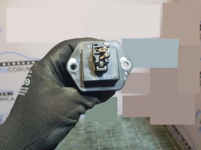 bontott MITSUBISHI L 200 Előtét Ellenállás Fűtőmotor