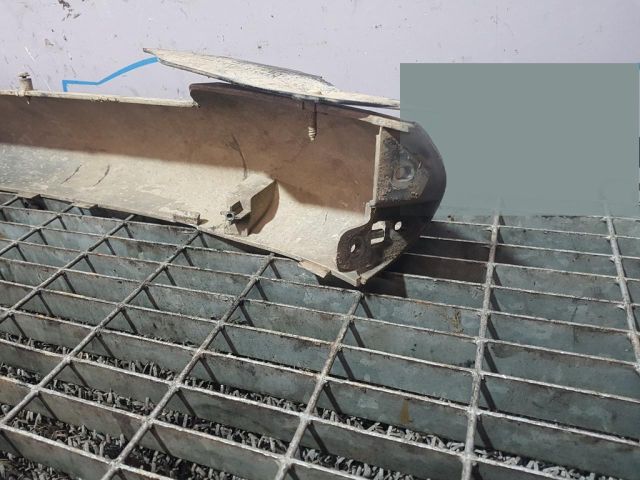 bontott MITSUBISHI L 200 Első Koptató