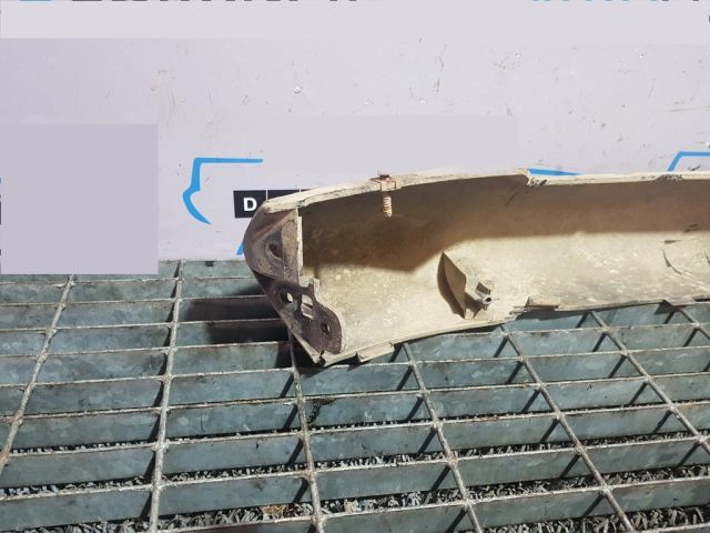 bontott MITSUBISHI L 200 Első Koptató