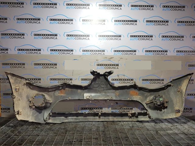 bontott MITSUBISHI L 200 Első Lökhárító (Üresen)