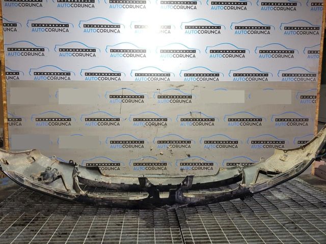 bontott MITSUBISHI L 200 Első Lökhárító (Üresen)