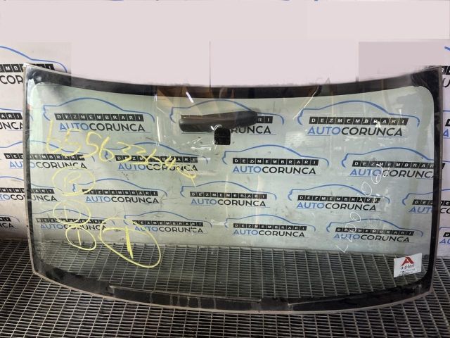 bontott MITSUBISHI L 200 Első Szélvédő