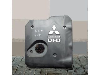 bontott MITSUBISHI L 200 Felső Hűtőburkolat