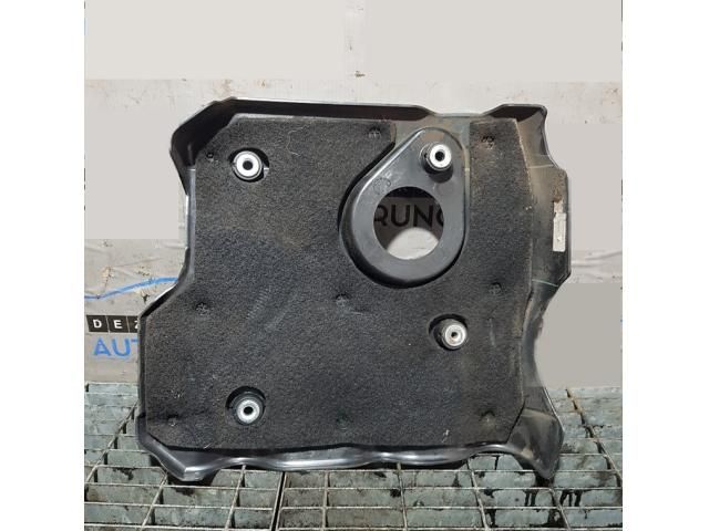 bontott MITSUBISHI L 200 Felső Hűtőburkolat