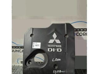 bontott MITSUBISHI L 200 Felső Hűtőburkolat