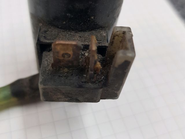 bontott MITSUBISHI L 200 Fényszórómosó Szivattyú