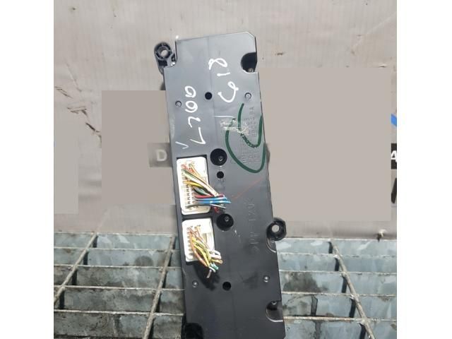 bontott MITSUBISHI L 200 Fűtéskapcsoló