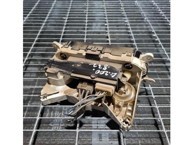 bontott MITSUBISHI L 200 Fűtéskapcsoló