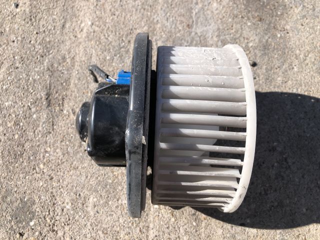 bontott MITSUBISHI L 200 Fűtőmotor (Klímás)