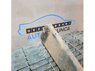 bontott MITSUBISHI L 200 Hátsó Lökhárító Merevítő (Fém)