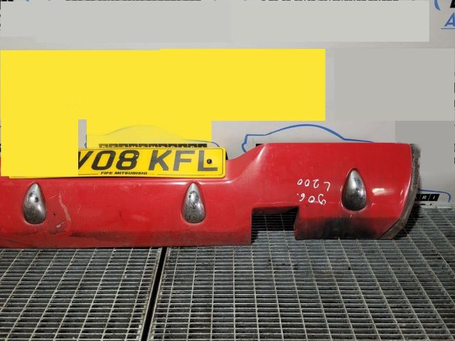 bontott MITSUBISHI L 200 Hátsó Lökhárító (Üresen)