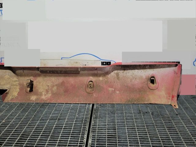 bontott MITSUBISHI L 200 Hátsó Lökhárító (Üresen)