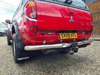 bontott MITSUBISHI L 200 Hátsó Lökhárító (Üresen)
