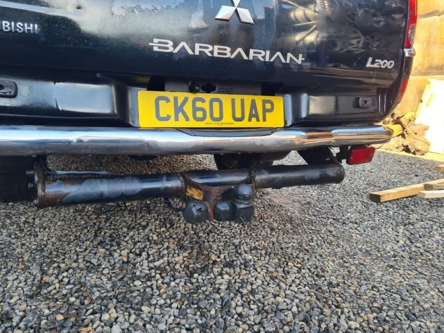 bontott MITSUBISHI L 200 Hátsó Lökhárító (Üresen)
