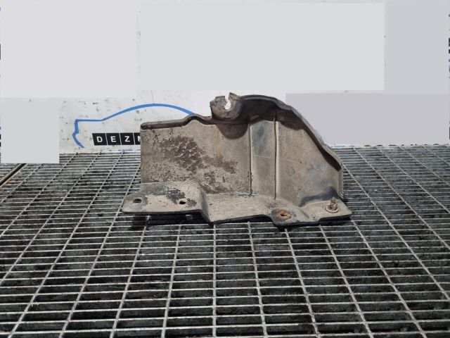 bontott MITSUBISHI L 200 Hátsó Sárvédő Gumi Pár