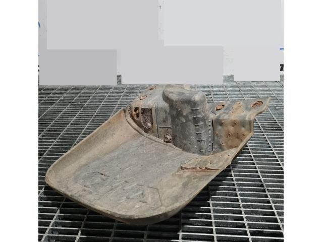 bontott MITSUBISHI L 200 Hátsó Sárvédő Gumi Pár