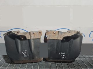 bontott MITSUBISHI L 200 Hátsó Sárvédő Gumi Pár