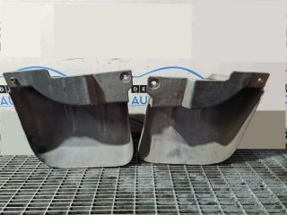 bontott MITSUBISHI L 200 Hátsó Sárvédő Gumi Pár