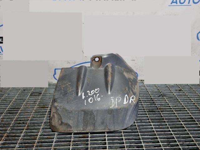 bontott MITSUBISHI L 200 Hátsó Sárvédő Gumi Pár