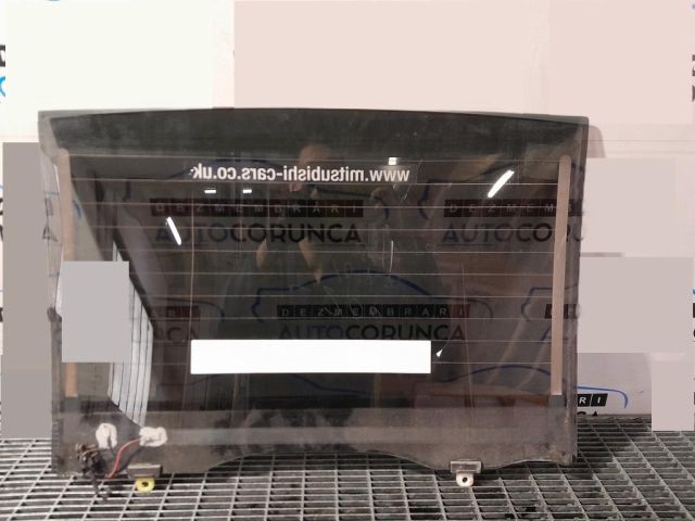 bontott MITSUBISHI L 200 Hátsó Szélvédő