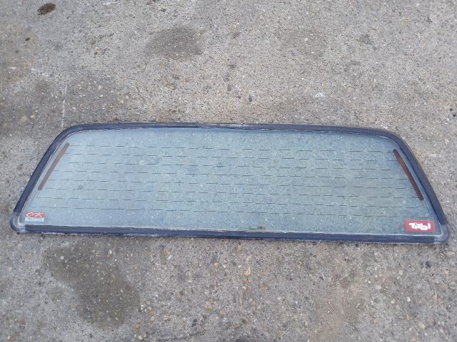 bontott MITSUBISHI L 200 Hátsó Szélvédő