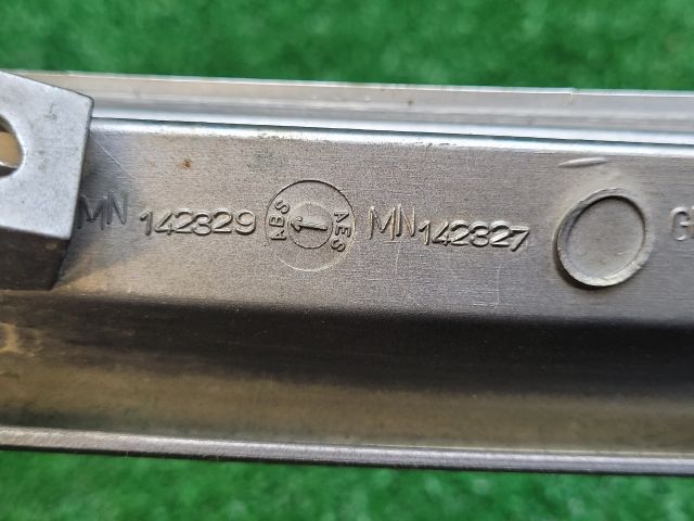 bontott MITSUBISHI L 200 Hűtőrács