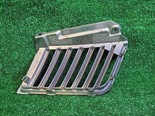 bontott MITSUBISHI L 200 Hűtőrács