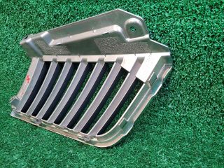 bontott MITSUBISHI L 200 Hűtőrács