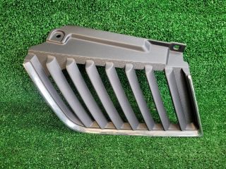 bontott MITSUBISHI L 200 Hűtőrács