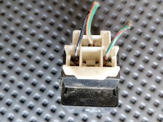 bontott MITSUBISHI L 200 Irányjelző Relé