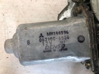 bontott MITSUBISHI L 200 Jobb első Ablakemelő Szerkezet (Elektromos)