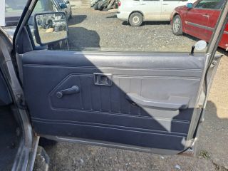 bontott MITSUBISHI L 200 Jobb első Ajtó Kárpit