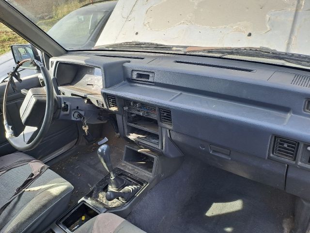 bontott MITSUBISHI L 200 Jobb első Ajtó Kárpit