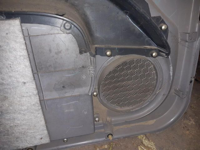 bontott MITSUBISHI L 200 Jobb első Ajtó Kárpit