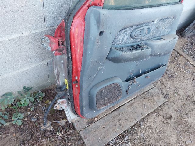 bontott MITSUBISHI L 200 Jobb első Ajtó (Részeivel)
