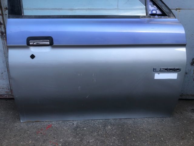bontott MITSUBISHI L 200 Jobb első Ajtó (Üres lemez)