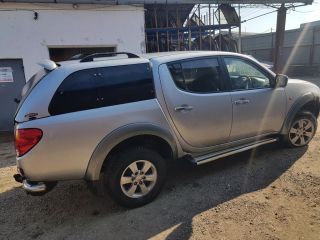 bontott MITSUBISHI L 200 Jobb első Ajtó (Üres lemez)