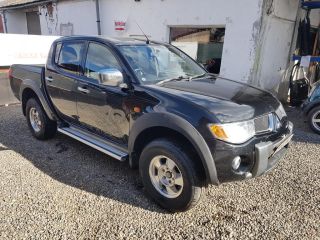 bontott MITSUBISHI L 200 Jobb első Ajtó (Üres lemez)