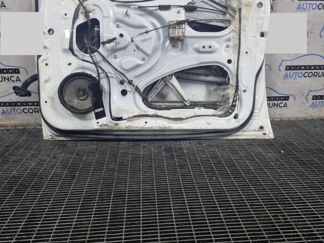 bontott MITSUBISHI L 200 Jobb első Ajtó (Üres lemez)