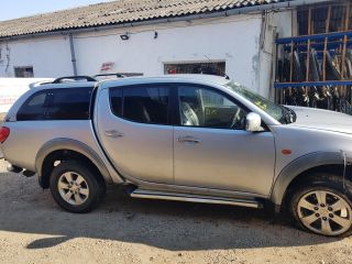 bontott MITSUBISHI L 200 Jobb első Ajtó (Üres lemez)
