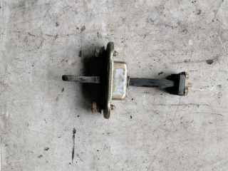 bontott MITSUBISHI L 200 Jobb első Ajtóhatároló