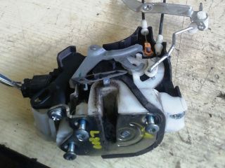 bontott MITSUBISHI L 200 Jobb első Ajtózár