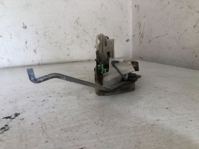 bontott MITSUBISHI L 200 Jobb első Ajtózár