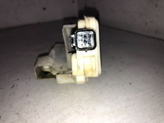 bontott MITSUBISHI L 200 Jobb első Ajtózár