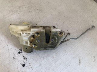 bontott MITSUBISHI L 200 Jobb első Ajtózár