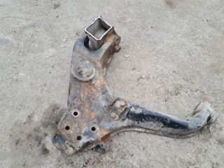 bontott MITSUBISHI L 200 Jobb első Alsó Lengőkar