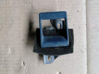 bontott MITSUBISHI L 200 Jobb első Belső Kilincs