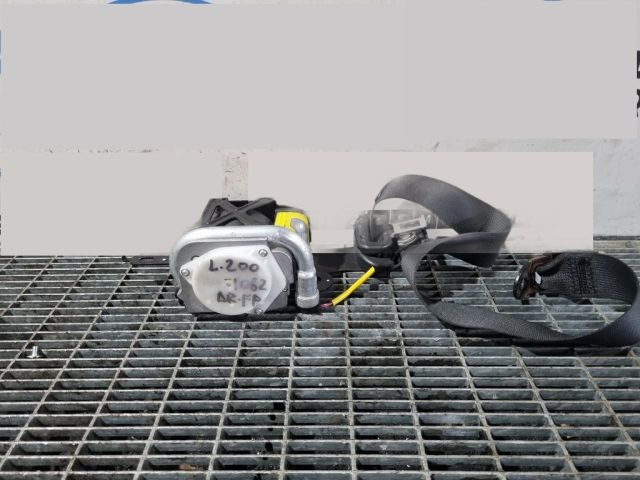 bontott MITSUBISHI L 200 Jobb első Biztonsági Öv